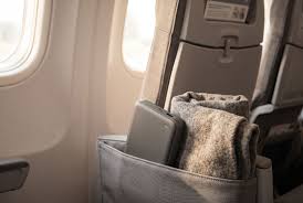 gatwick flight portable charger burns