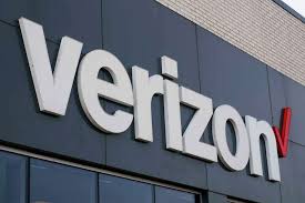 Verizon Outages Leave Thousands Without Service