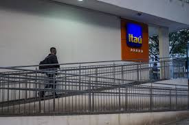 Bancos começam a oferecer o Desenrola, mas atendimento ainda é limitado