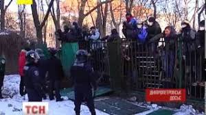 Обкладинка пов’язаного відео