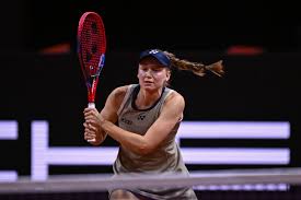 Rybakina, Andreeva Advance to Stuttgart Quarters; Rybakina Reveals Driving Test Porsche