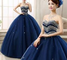 Resultado de imagem para vestido debutante longo