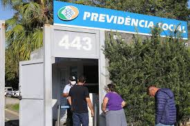 Desenrola 2.0 reduz limite do consignado do INSS e de servidores e muda regra do cartão; entenda