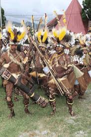 Hasil gambar untuk kesenian indonesia tari papua