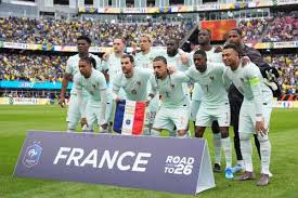 Craque da França sofre grave lesão e está fora da Copa do Mundo