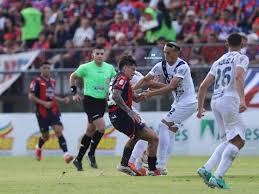 Cerro se juega muchísimo al lado de casa