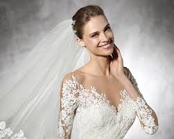 Resultado de imagem para tendencia de vestidos de noivas 2016