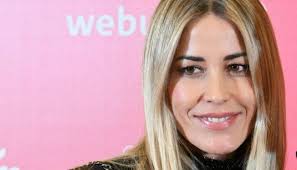 Che scuola ha fatto Elena Santarelli e che titolo di studio ha