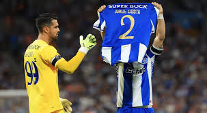 Jorge Costa celebrando una victoria