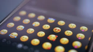 Nuevos emojis llegan a iPhone con iOS 26.4, conoce su significado