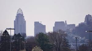 Spring Heatwave Followed by Storms and Temperature Swings