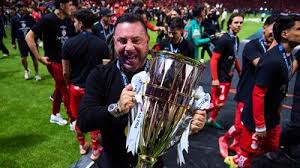 ‘Está contento y tiene contrato’; en Toluca ‘espantan’ a pretendientes de Antonio Mohamed
