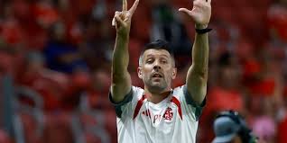 Paulo Pezzolano precisa fazer algo que pouco fez desde que chegou ao Inter