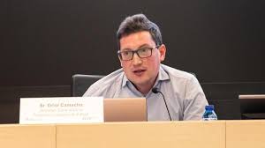 Logo de la Federaci&oacute;n Catalana de F&uacute;tbol (FCF) en medio de pol&eacute;micas