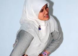 Image result for gadis melayu dengan sakit belakang