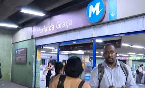 R7