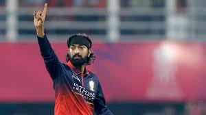 DC vs RCB live score, IPL 2026 - Hazlewood, Bhuvneshwar hand DC a drubbing