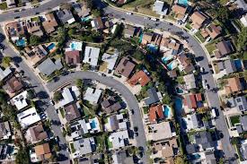 Current mortgage rates reach 6% amid market fluctuations