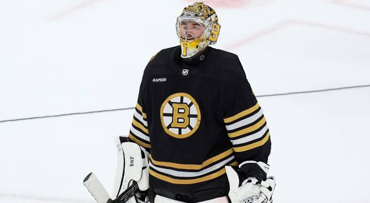 Bruins RFA Jeremy Swayman has 'a lot of confidence' on reaching new deal