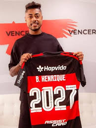 Flamengo renova com Bruno Henrique até 2027: 'Começo de uma nova era'