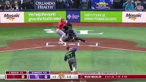 Wade Meckler's grand slam (2)