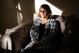 Federal Workers Turn to Food Banks During Government Shutdown