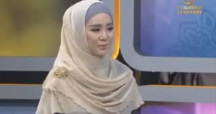 Image result for model majalah dewasa