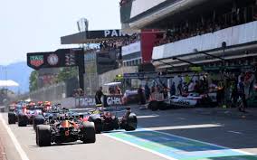 Max Verstappen 'odd one out' in critical Barcelona GP area