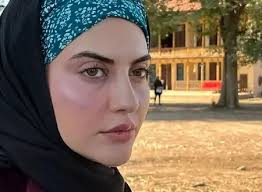 :::Noandish.com::: چهره «نازنین رضوانی» سریال «سوجان» در ۱۸ سالگی (عکس)