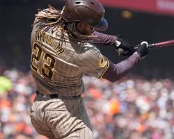 Fernando Tatis Jr. battingの画像
