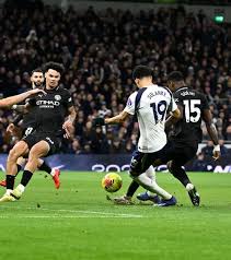 FOTO. Fază de neînțeles la Tottenham City: a dat gol după ce a șutat în piciorul fundașului! Guardiola, furios