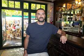 Cyril Lignac: Son Émission Culinare Est-elle un Flop? Les Coulisses!