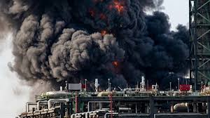 Pemex confirma otro incidente en la refinería Dos Bocas: reportan incendio en bodega y activan emergencia