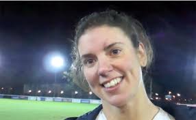 Sportsister caught up with Sarah Hunter, one of the stars of the victorious England team after Tuesday night&#39;s match against New Zealand. - Sarah-Hunter-Anchor