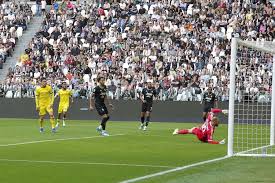 Juventus fail to capitalise in race for Champions League football with draw against Verona