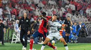 Cali vs. Medellín: Pasión, Luto y Fútbol en la Liga Betplay - Imagen principal del artículo