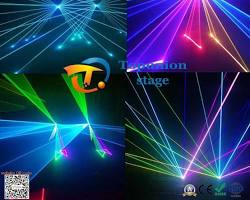Laser RGB digunakan di klub malam