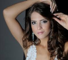 Em segundo lugar ficou a lindíssima Miss Amazonas, Lílian Pereira, de 18 anos, que é estudante ... - Fotos-de-D%25C3%25A9bora-Lyra-Miss-Brasil-2010