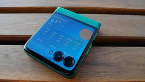 Motorola Razr 2026: Deals, Specs, and Carrier Offers
