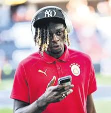 Lesley fiyasko transfer! - LEVENT TÜZEMEN — Sabah