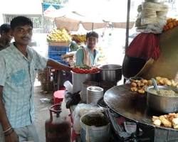 Chhole Kulchewala, Delhi