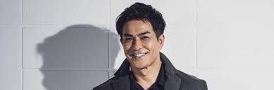 役づくりで「前歯を9本抜いた」過去も…朝ドラ放送わずか4日で“退場”した北村一輝が、それでも視聴者の心に残り続けるワケ