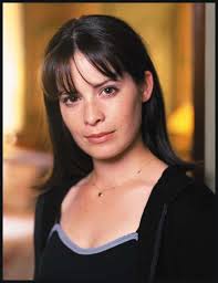 Tratschforum - Holly Marie Combs - Piper Halliwell - Bilder von Holly/Piper ...