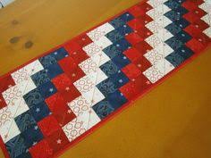 Résultat de recherche d'images pour "4th of July table runners"