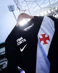 Vasco encaminha saída de jogador após a Copa do Mundo