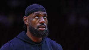 Cavaliers suddenly face a shocking new rival in the LeBron James sweepstakes