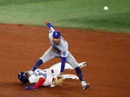 Dodgers vs. Blue Jays live updates: Toronto ties World Series Game 1 on Varsho home run