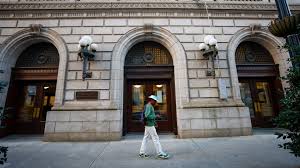 Federal appeals court rejects ICE’s no-bond policy, a win for immigrants