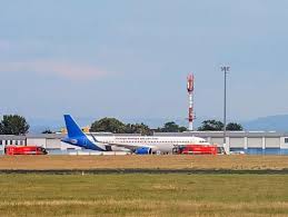 notlandung flughafen erfurt