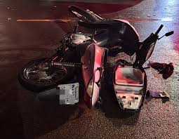 Alto Vale » Colisão entre carro e moto deixa motociclista gravemente ferido em Rio do Sul